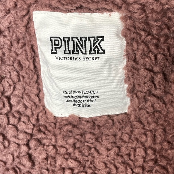 PINK Victoria’s Secret Sherpa Teddy Bear Hooded Jacket. Sz is XS - Picture 3 of 10